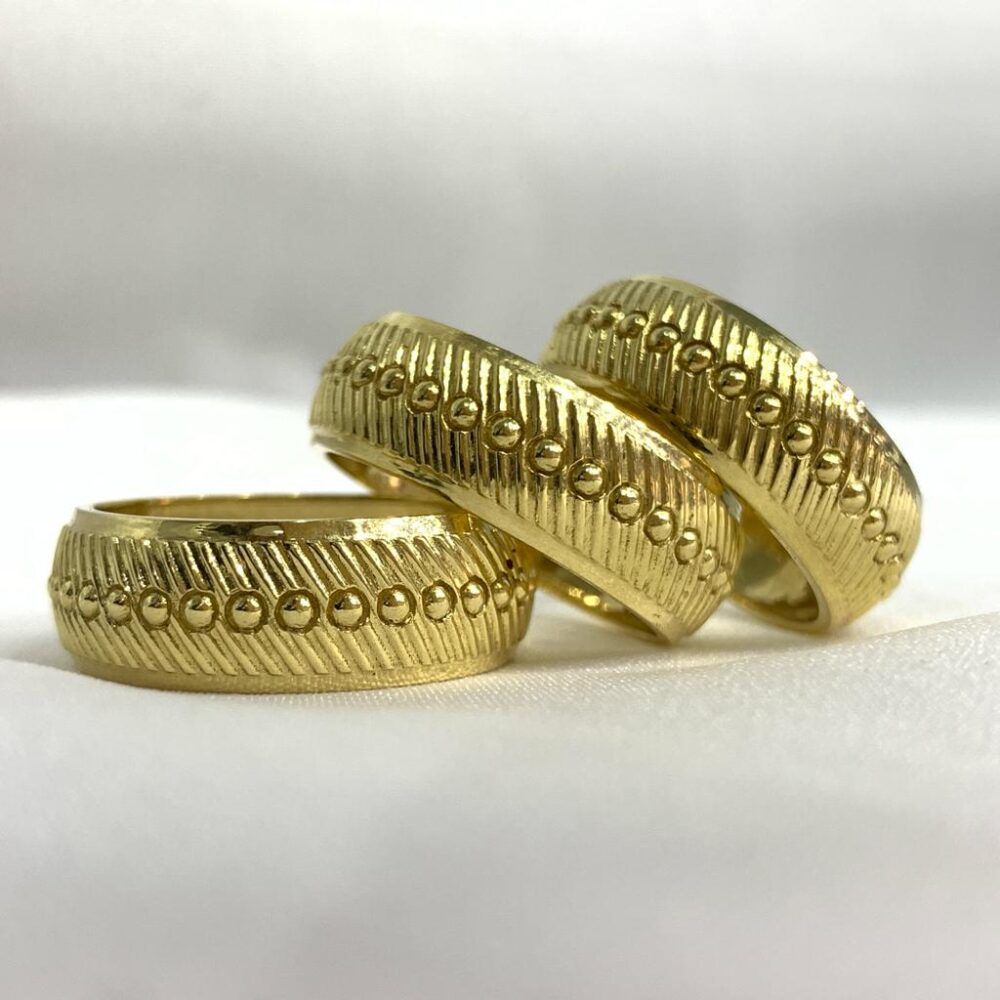 Wedding Band in 18 karats Italian Gold