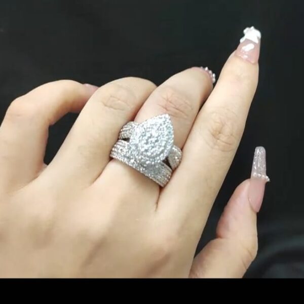 Pear shaped sterling silver bridal set
